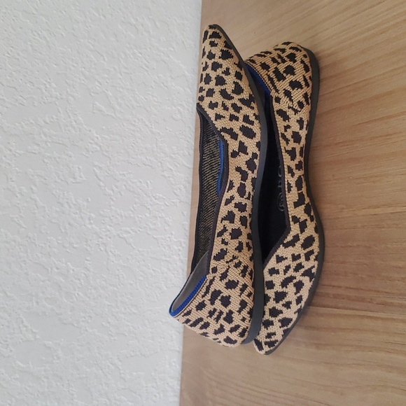 Rothy's leopard print point flats size 6.5 - Picture 5 of 16
